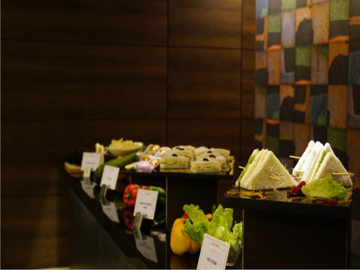 Hotel The Sonnet Jamshedpur Extérieur photo