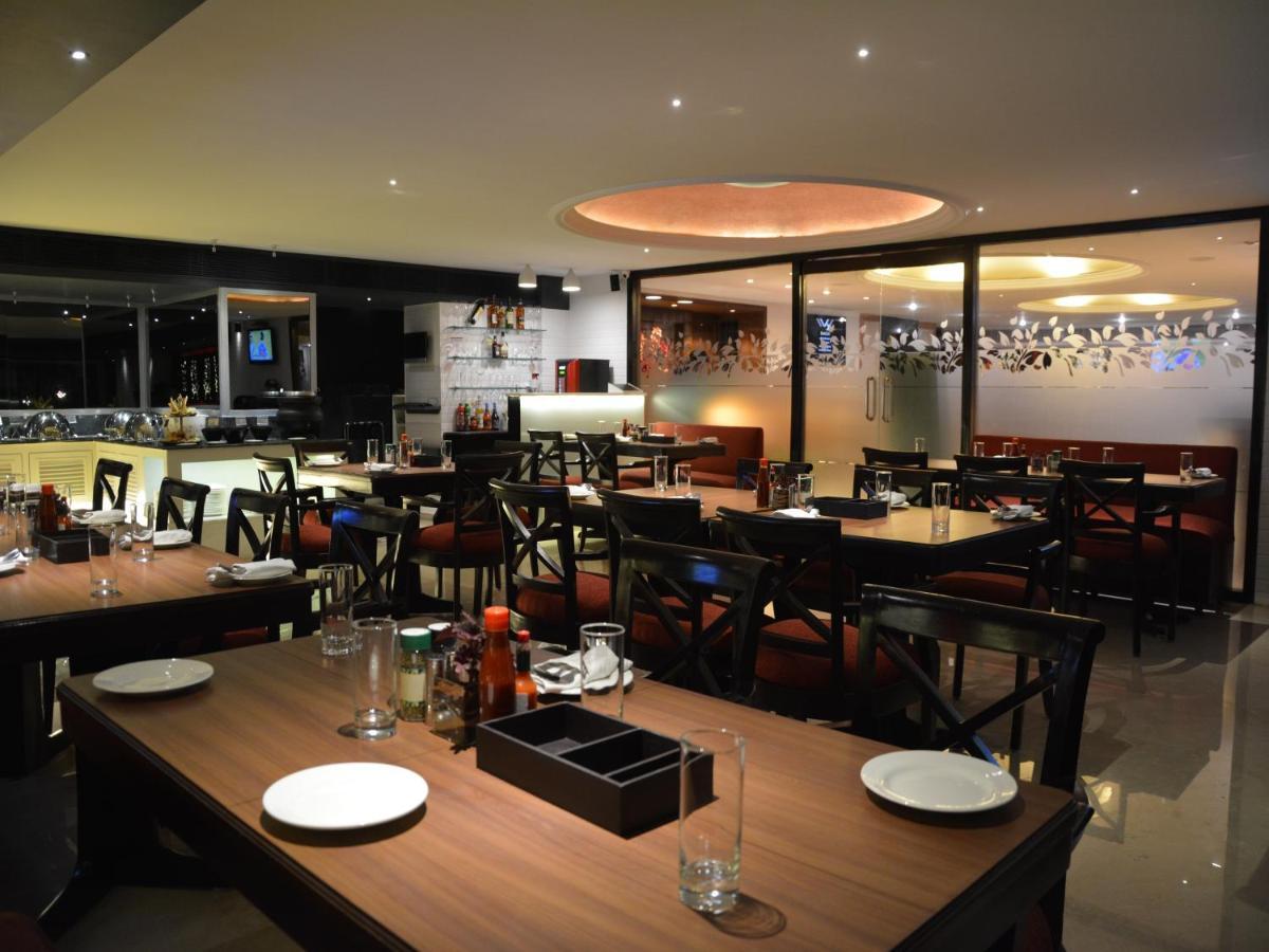 Hotel The Sonnet Jamshedpur Extérieur photo