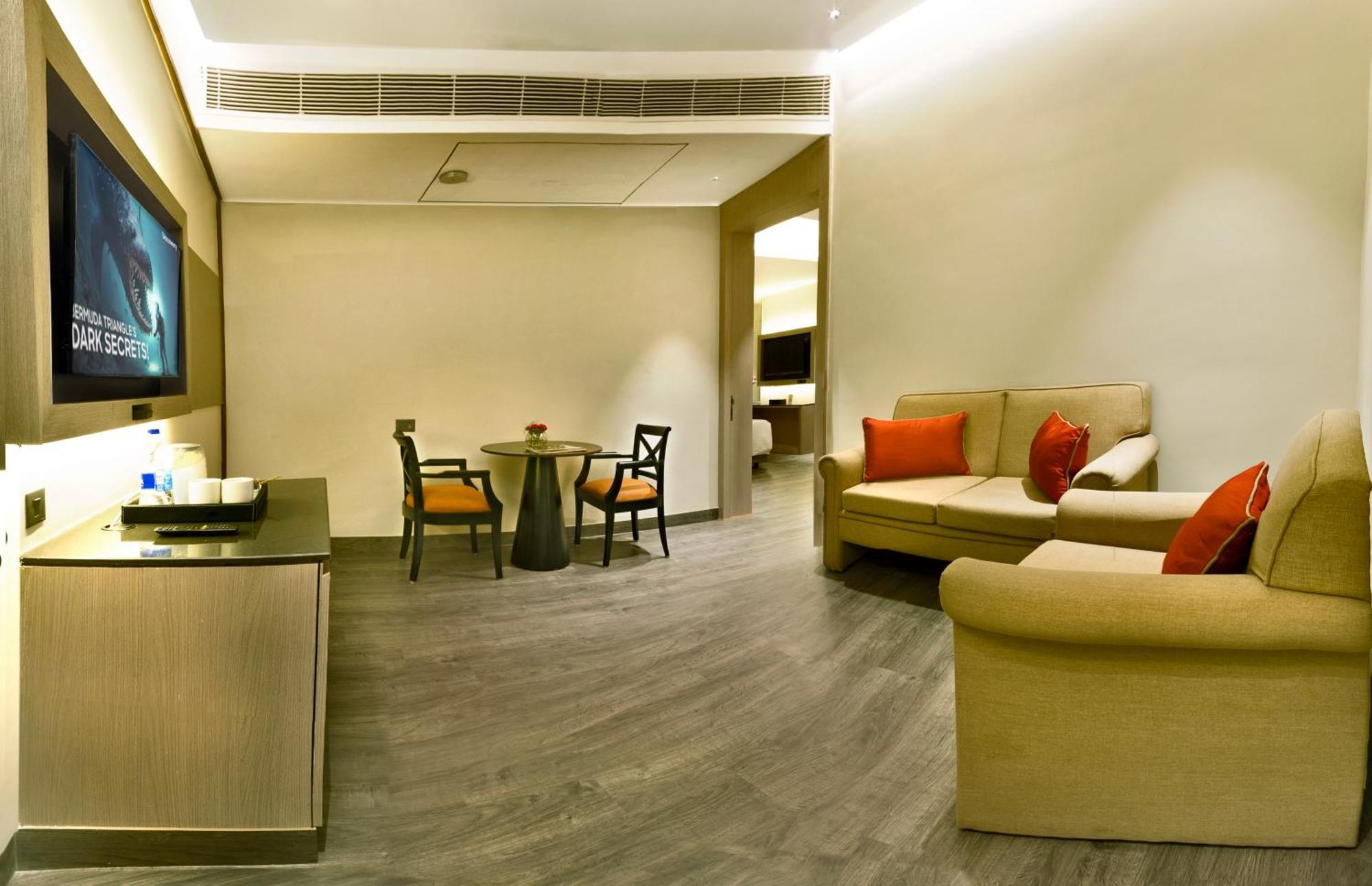 Hotel The Sonnet Jamshedpur Extérieur photo